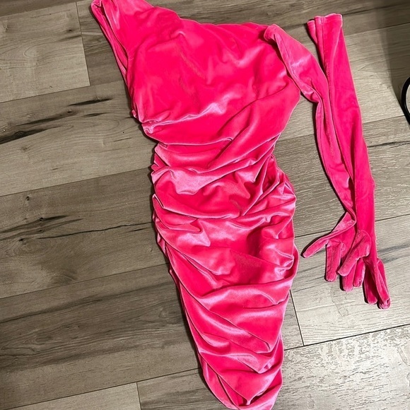 Miscreants Barbie pink dress - Picture 2 of 3